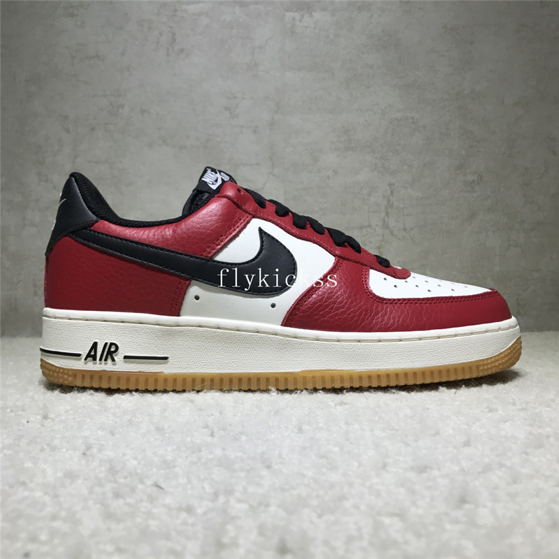 Nike Air Force 1 Low Top Chicago